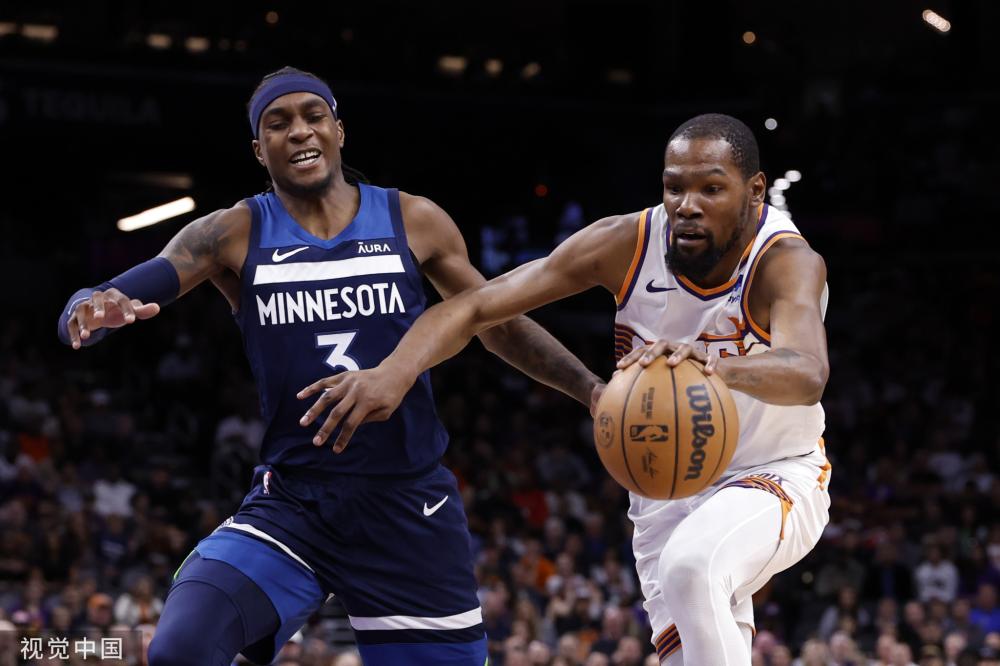 在比赛初期 在比赛初期